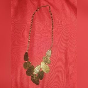 Elegant Gold-Toned Necklace